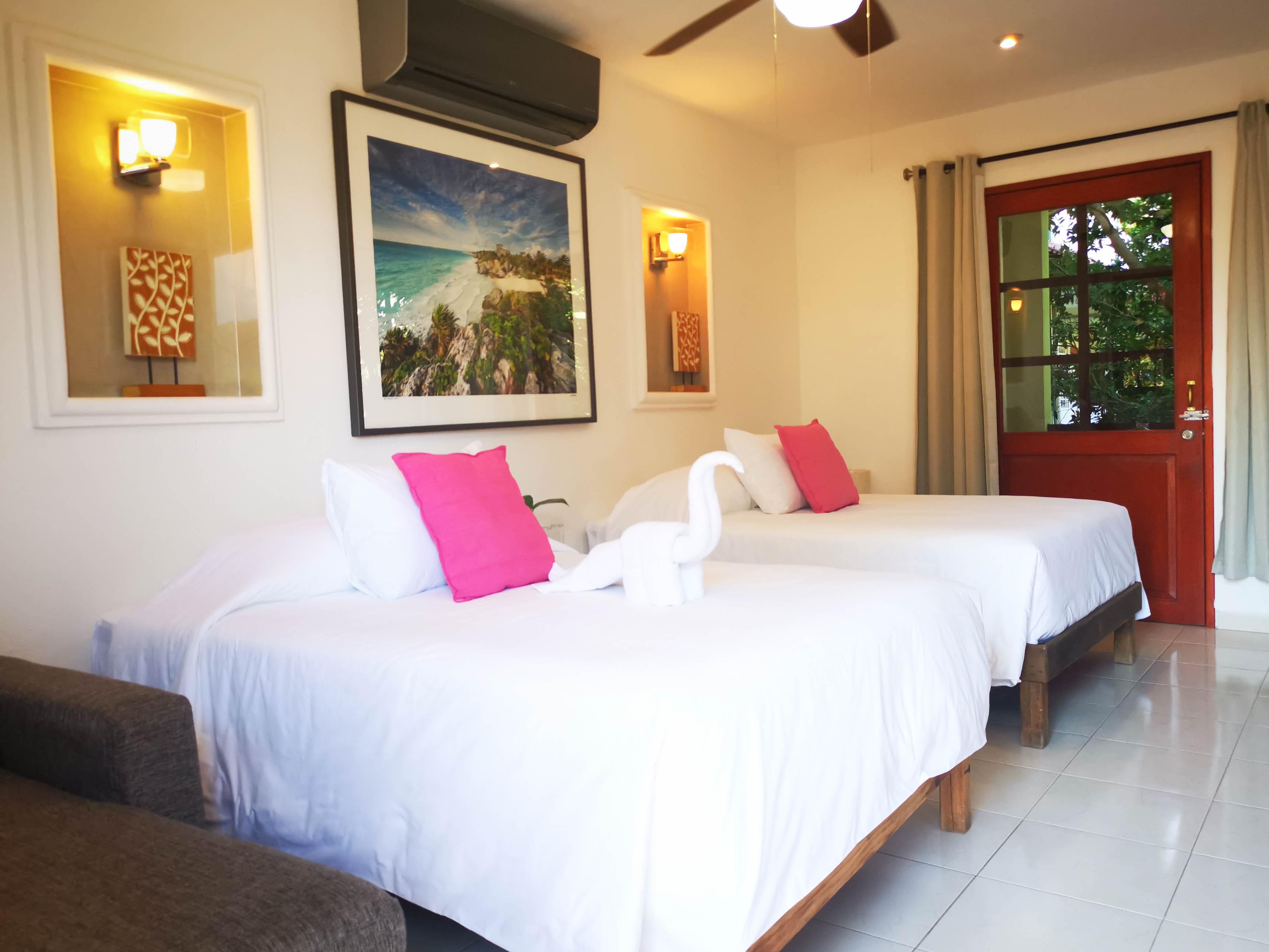 Hotel Hulku Playa del Carmen Esterno foto