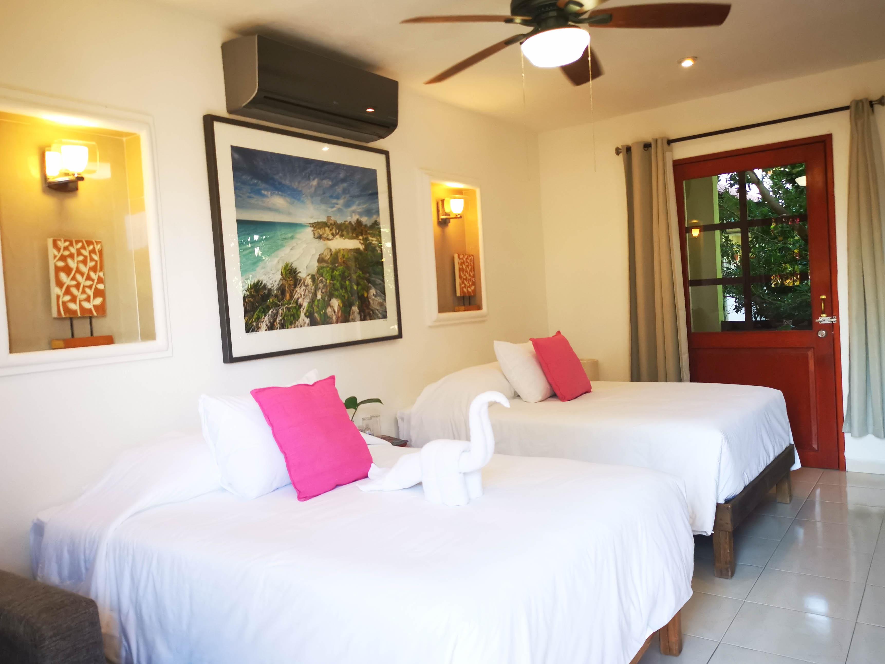 Hotel Hulku Playa del Carmen Esterno foto
