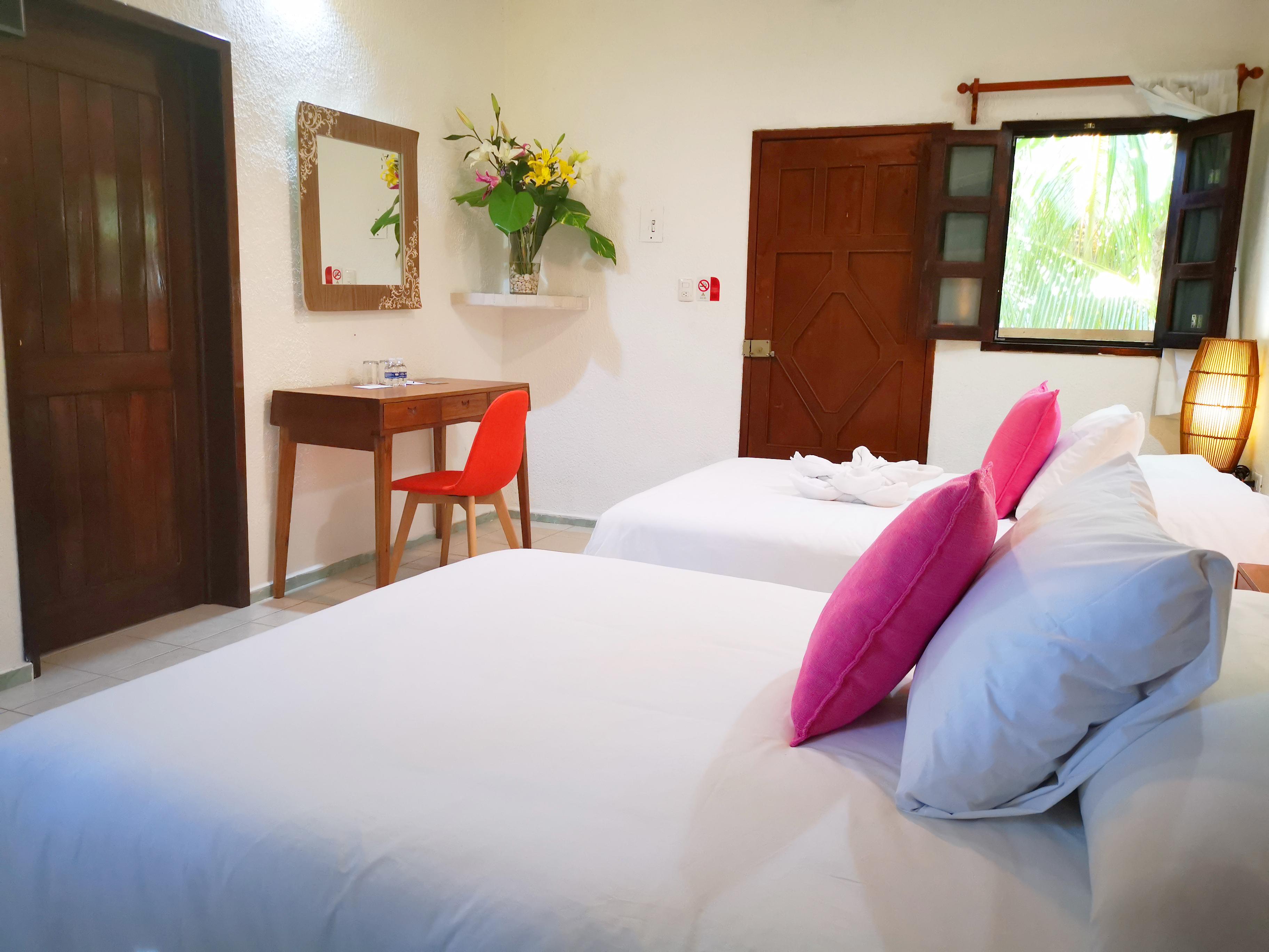 Hotel Hulku Playa del Carmen Esterno foto