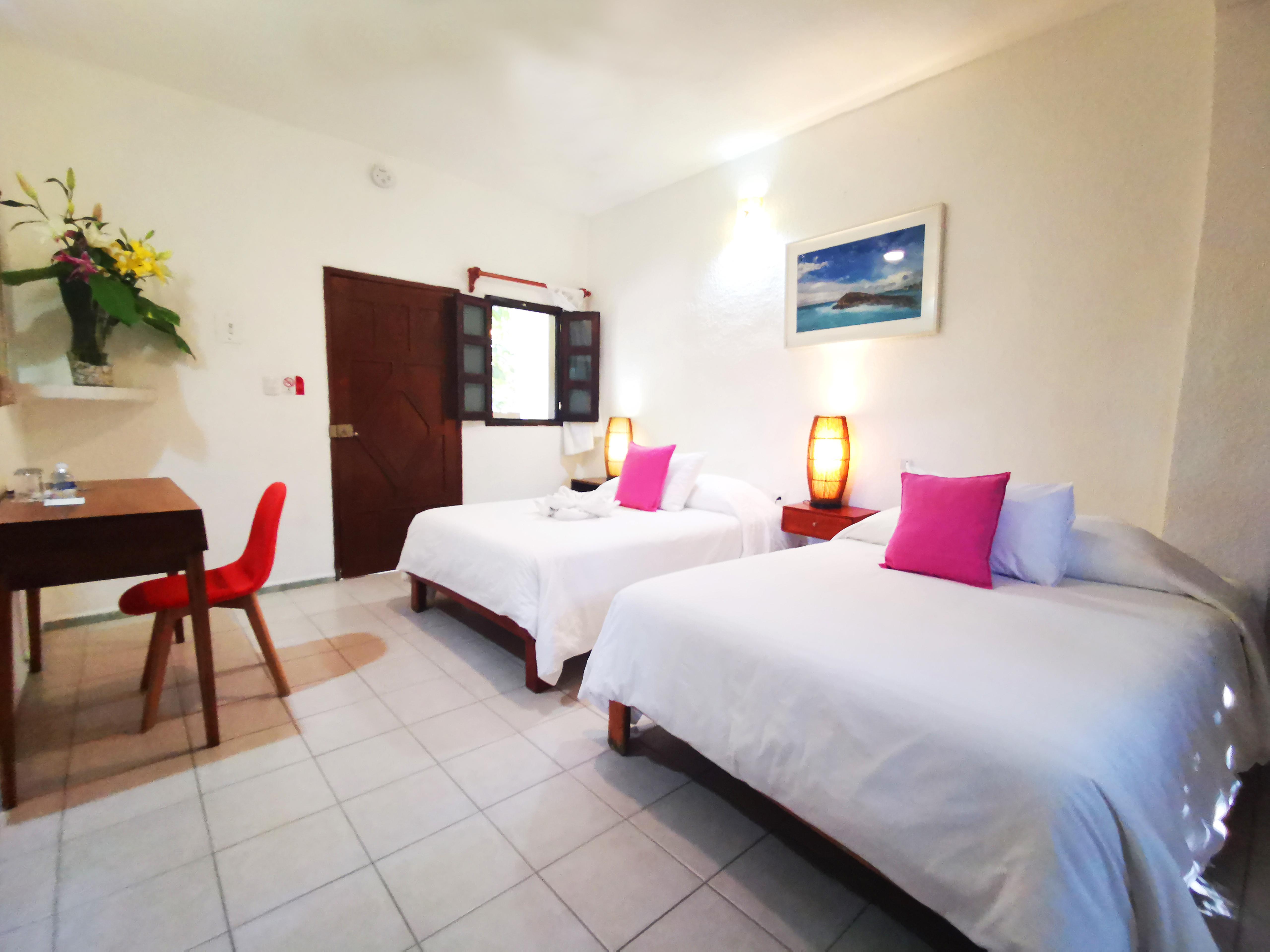Hotel Hulku Playa del Carmen Esterno foto