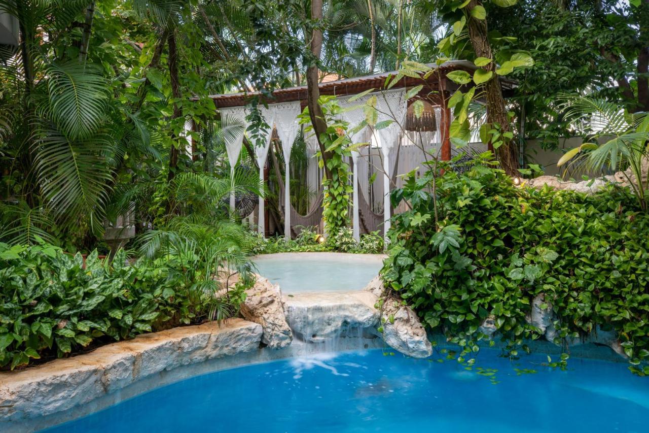 Hotel Hulku Playa del Carmen Esterno foto